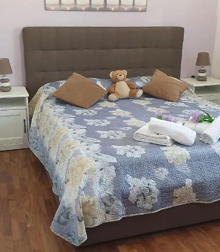 Casa Tua Sul Tetto Di Рим